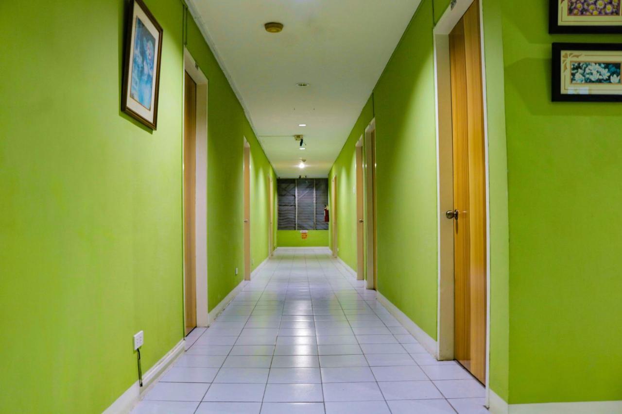 Reddoorz @ Junquera Extension Себу Экстерьер фото
